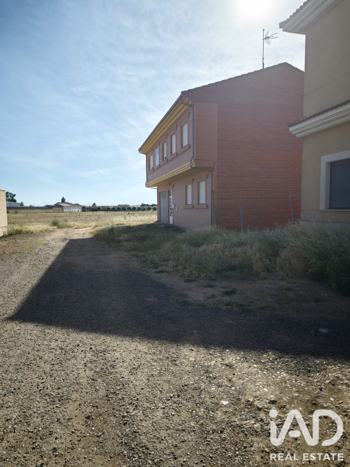 Terreno a Valderas, Leon, Spagna 3762 mq. N° 188015