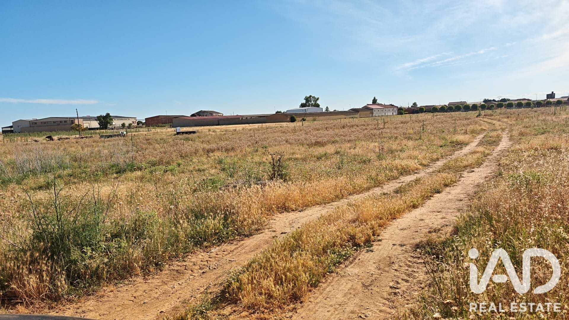 Terreno a Valderas, Leon, Spagna 3762 mq. N° 188015