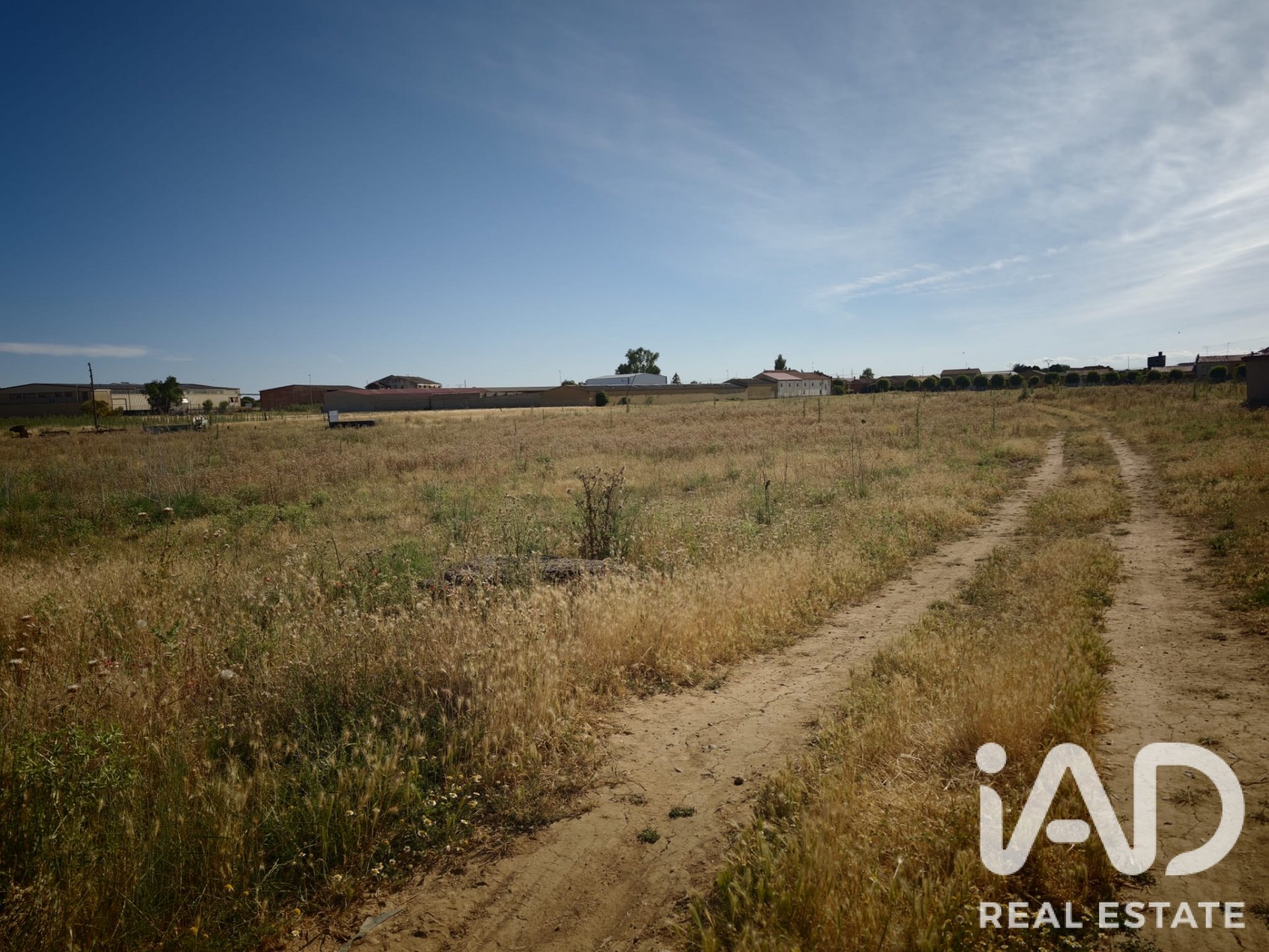Terreno a Valderas, Leon, Spagna 3762 mq. N° 188015