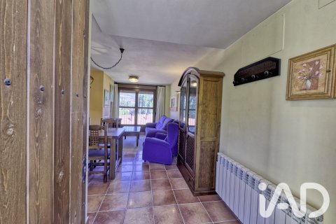 Wohnung zum Verkauf in Teruel, Spanien 1 Schlafzimmer, 71 m2 Nr. 188019 - Foto 2