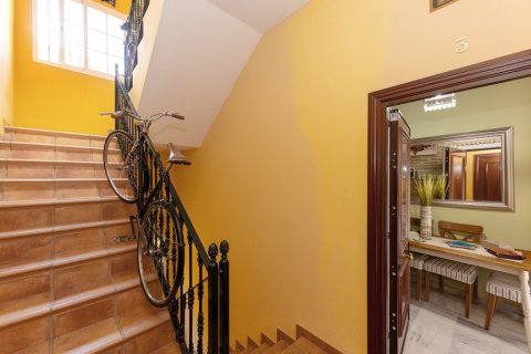 Apartment for sale Sevilla, Seville, Spain 1 bedroom, 69 sq.m. No. 98699 - photo 27