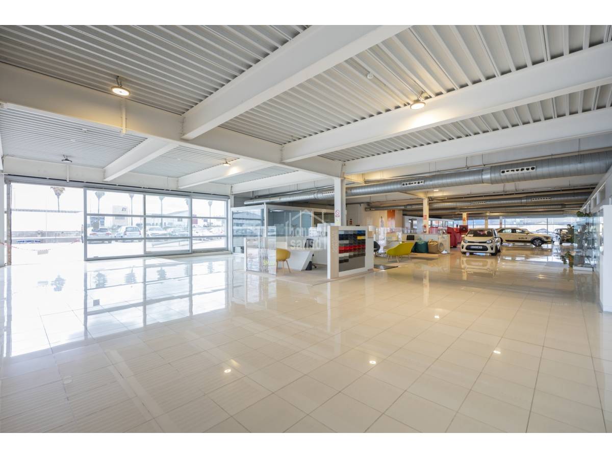 Propiedad comercial en Mahon, Menorca, España 6018 m2 No. 133207