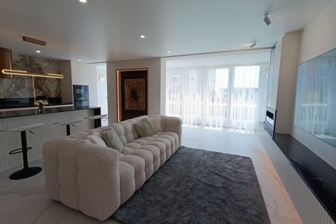 Apartamento en venta en San Juan, Alicante, España 3 dormitorios, 111 m2 No. 142976 - foto 4