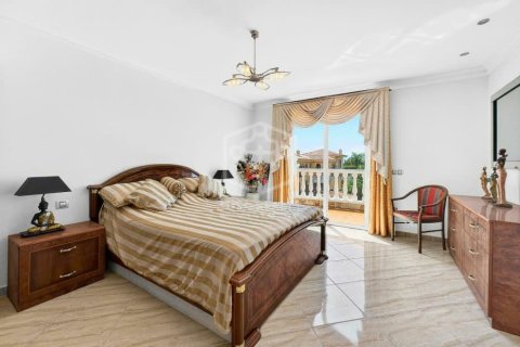 Villa till salu i Adeje, Tenerife, Spanien 14 sovrum, 854 kvm. Nr. 164586 - foto 22