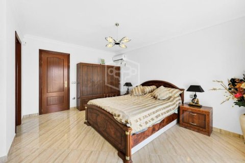 Villa till salu i Adeje, Tenerife, Spanien 14 sovrum, 854 kvm. Nr. 164586 - foto 23