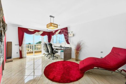 Villa till salu i Adeje, Tenerife, Spanien 14 sovrum, 854 kvm. Nr. 164586 - foto 26