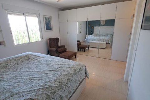 Продажа виллы в Долорес, Аликанте, Испания 6 спален, 250м2 №196999 - фото 19