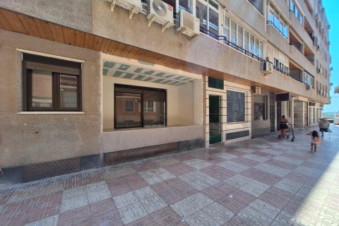 Appartamento in vendita a Torrevieja, Alicante, Spagna 3 camere da letto, 175 mq. N° 196995 - foto 5