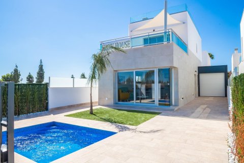 Villa till salu Los Alcazares, Murcia, Spanien 3 sovrum, 106 kvm. Nr. 133939 - foto 1