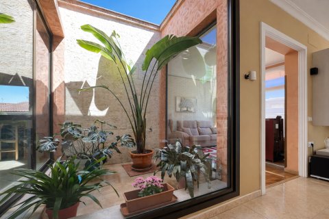 Villa for sale in El Toro, Mallorca, Spain 3 bedrooms, 157 sq.m. No. 180184 - photo 3