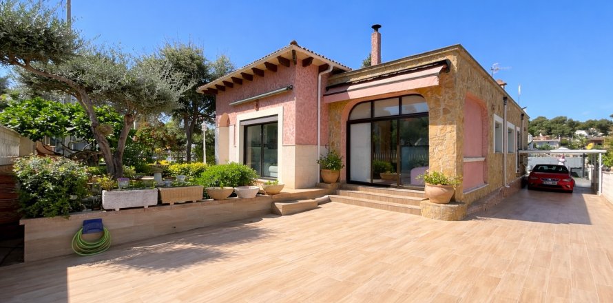 Villa in El Toro, Mallorca, Spain 3 bedrooms, 157 sq.m. No. 180184