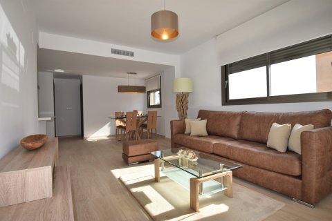 Apartamento en Villamartin, Alicante, España 3 dormitorios, No. 180188