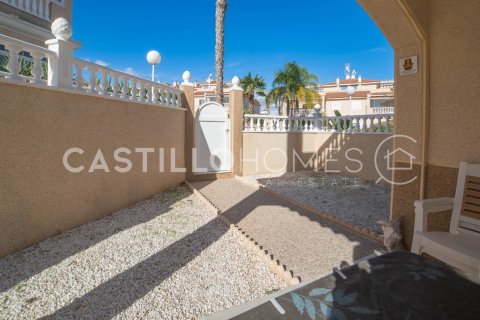 Rindu māja pārdošanā La Zenia, Alicante, Spānijā 2 istabas, 105 m2 Nr. 139954 - attēls 5