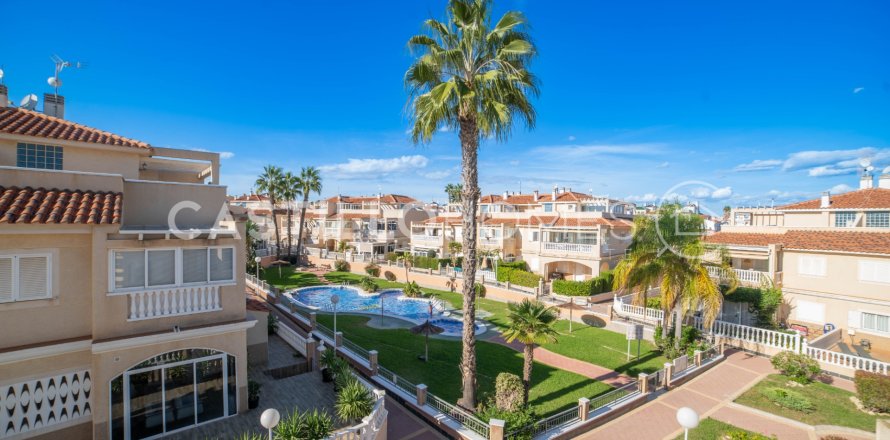 Villetta a schiera a La Zenia, Alicante, Spagna 2 camere da letto, 105 mq. N° 139954