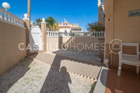 Rindu māja pārdošanā La Zenia, Alicante, Spānijā 2 istabas, 105 m2 Nr. 139954 - attēls 4