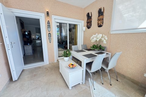 Dzīvoklis pārdošanā Villamartin, Alicante, Spānijā 2 istabas, 96 m2 Nr. 139955 - attēls 7