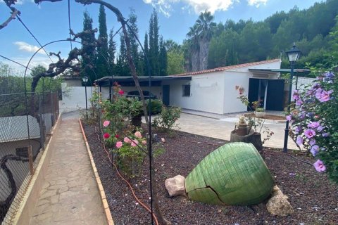 House for sale in Algimia d'Alfara, Valencia, Spain 3 bedrooms, 191 sq.m. No. 165029 - photo 13