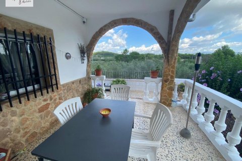 House for sale in Algimia d'Alfara, Valencia, Spain 3 bedrooms, 191 sq.m. No. 165029 - photo 15