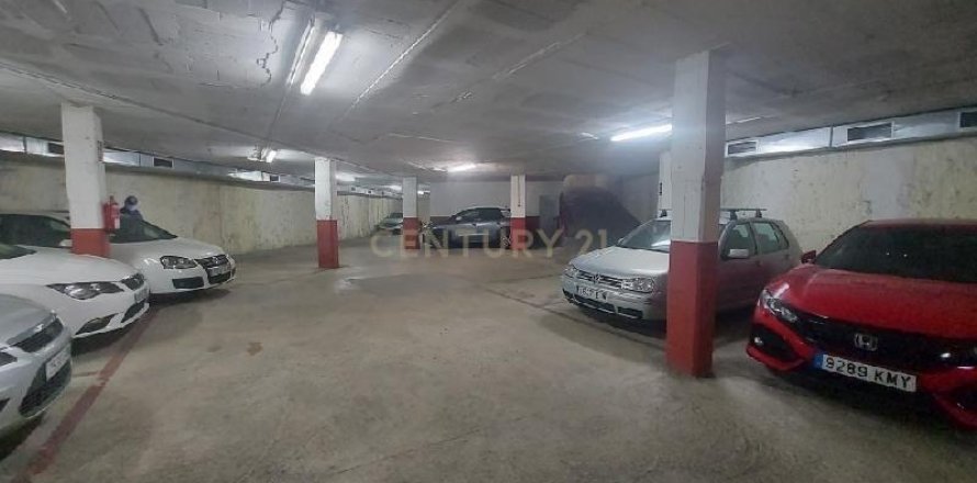 Autotallit Rubi, Barcelona, Espanja 10 m2 No. 186606