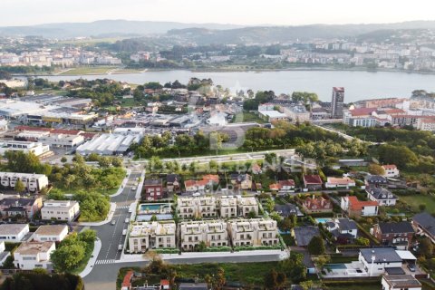 Huoneisto myytävänä Oleiros, A Coruna, Espanja, 4 makuuhuonetta, 143 m2 No. 158631 - kuva 9