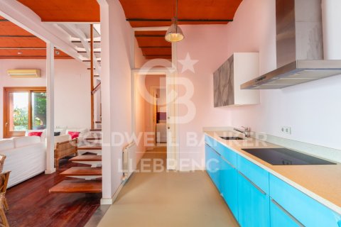 House zum Verkauf in Barcelona, Spanien 4 Schlafzimmer, 210 m2 Nr. 158635 - Foto 16
