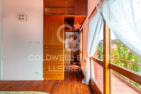 House zum Verkauf in Barcelona, Spanien 4 Schlafzimmer, 210 m2 Nr. 158635 - Foto 23