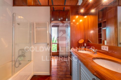 House zum Verkauf in Barcelona, Spanien 4 Schlafzimmer, 210 m2 Nr. 158635 - Foto 27