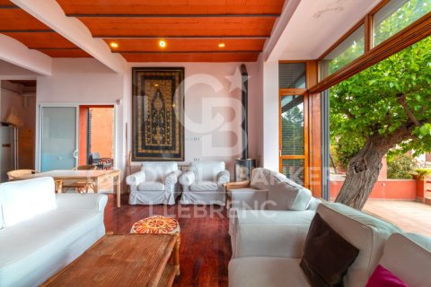 House zum Verkauf in Barcelona, Spanien 4 Schlafzimmer, 210 m2 Nr. 158635 - Foto 6