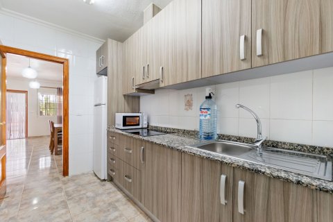 Villetta a schiera in vendita a Alicante, Spagna 2 camere da letto, 72 mq. N° 155088 - foto 11