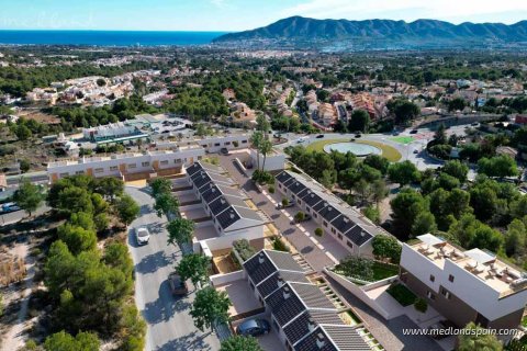 Townhouse for sale La Nucia, Alicante, Spain 4 bedrooms, 170.42 sq.m. No. 132917 - photo 1
