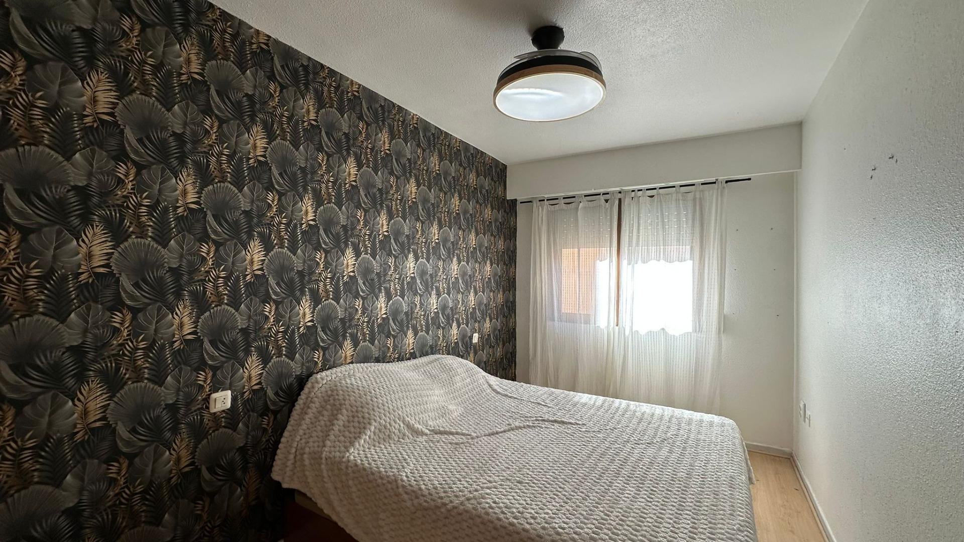 Apartamento en Torrevieja, Alicante, España 3 dormitorios, 104 m2 No. 182939