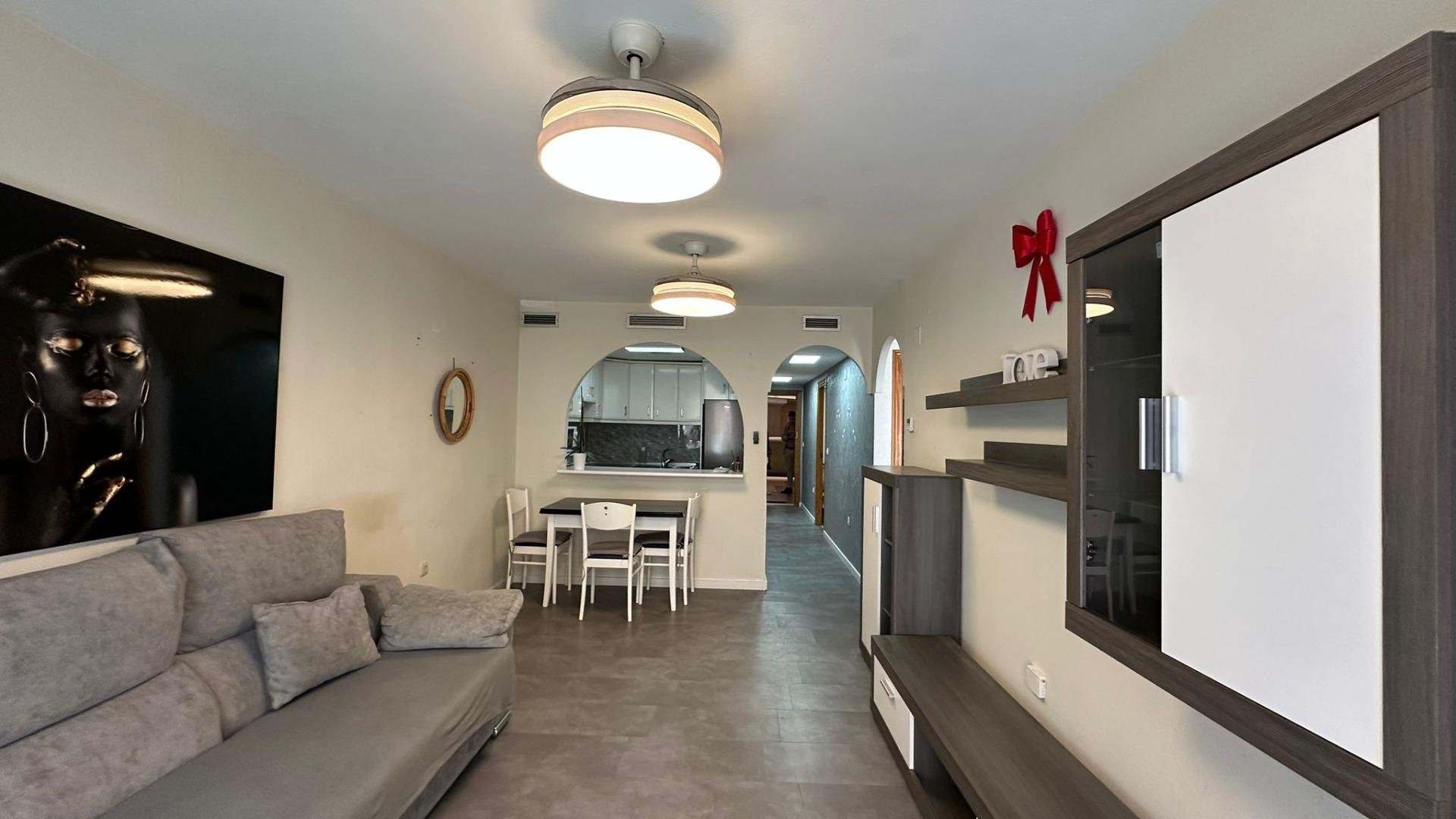 Apartamento en Torrevieja, Alicante, España 3 dormitorios, 104 m2 No. 182939