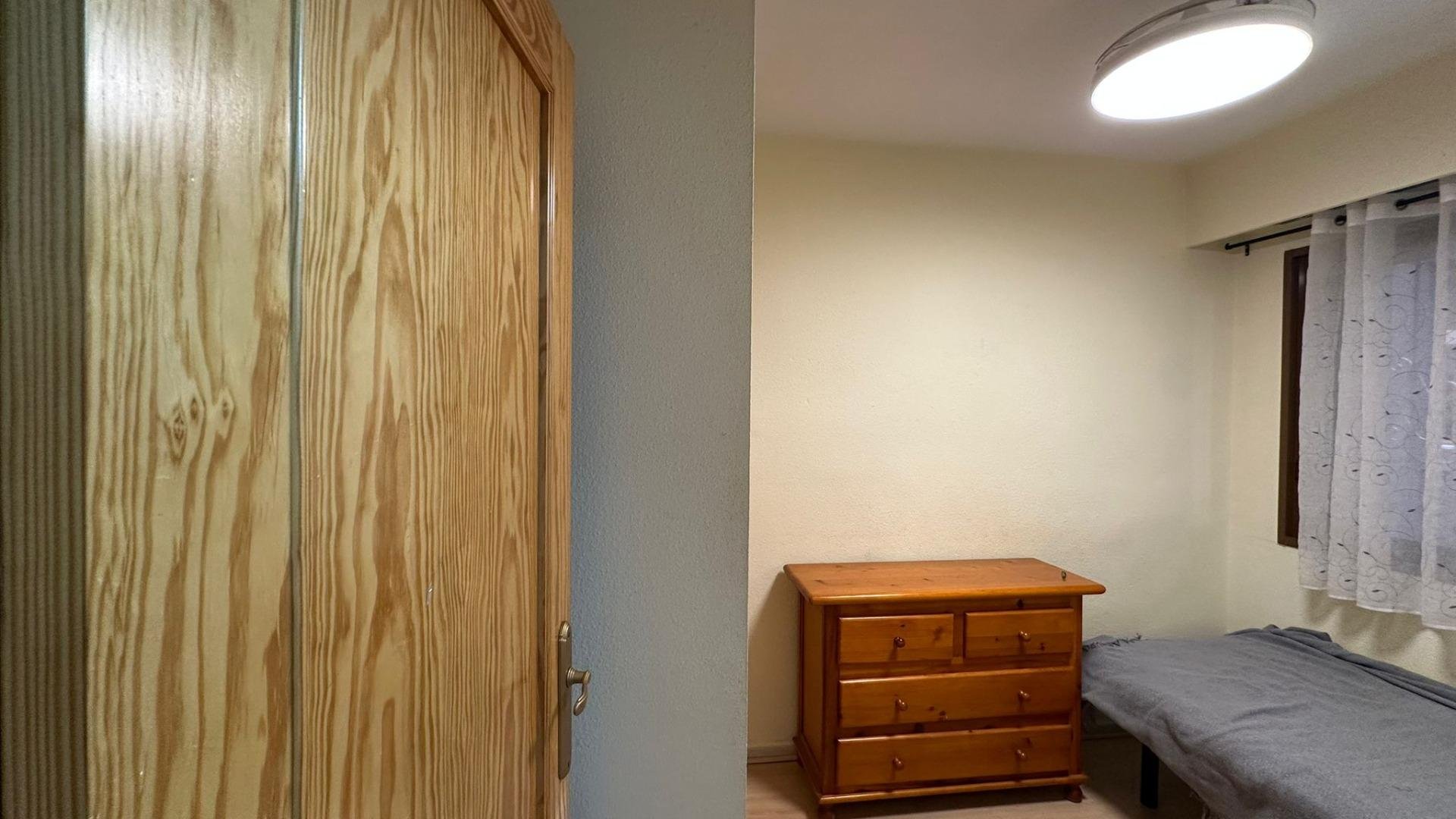 Apartamento en Torrevieja, Alicante, España 3 dormitorios, 104 m2 No. 182939