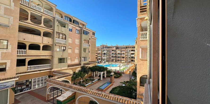 Wohnung in Torrevieja, Alicante, Spanien 3 Schlafzimmer, 104 m2 Nr. 182939