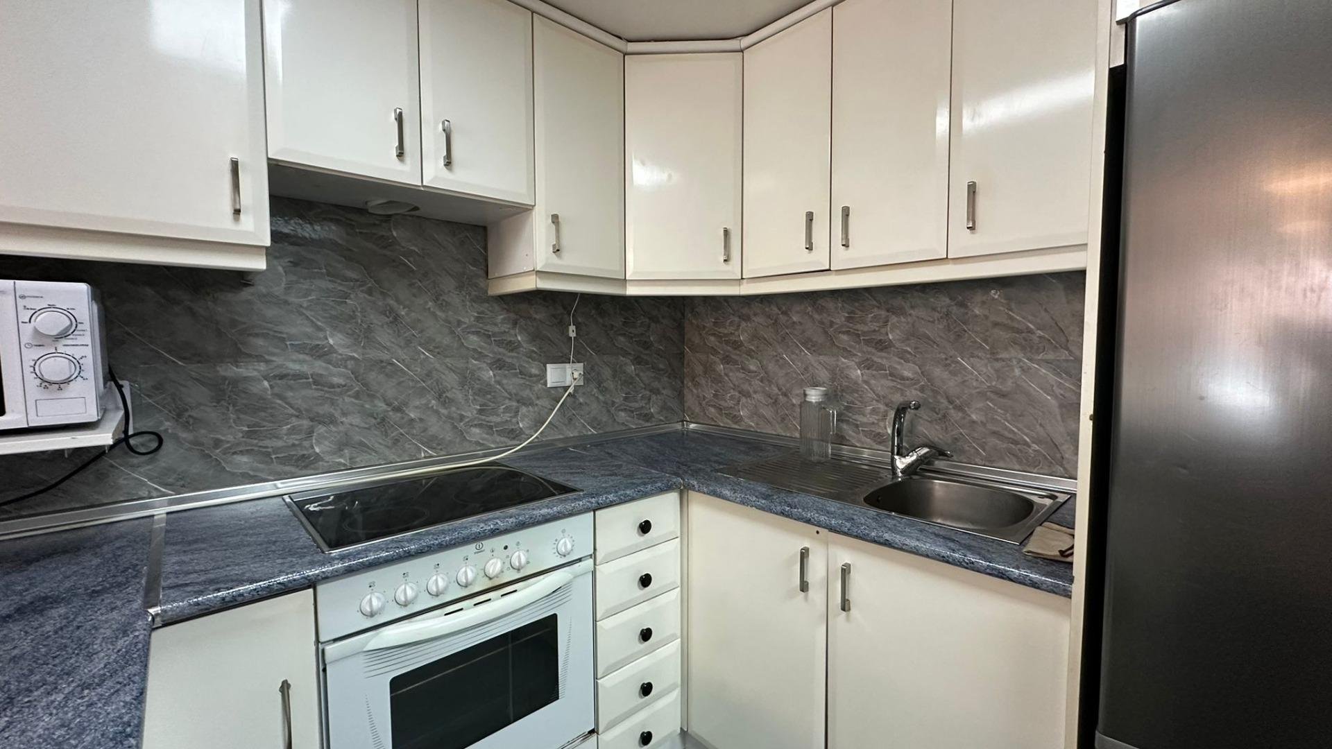 Apartamento en Torrevieja, Alicante, España 3 dormitorios, 104 m2 No. 182939