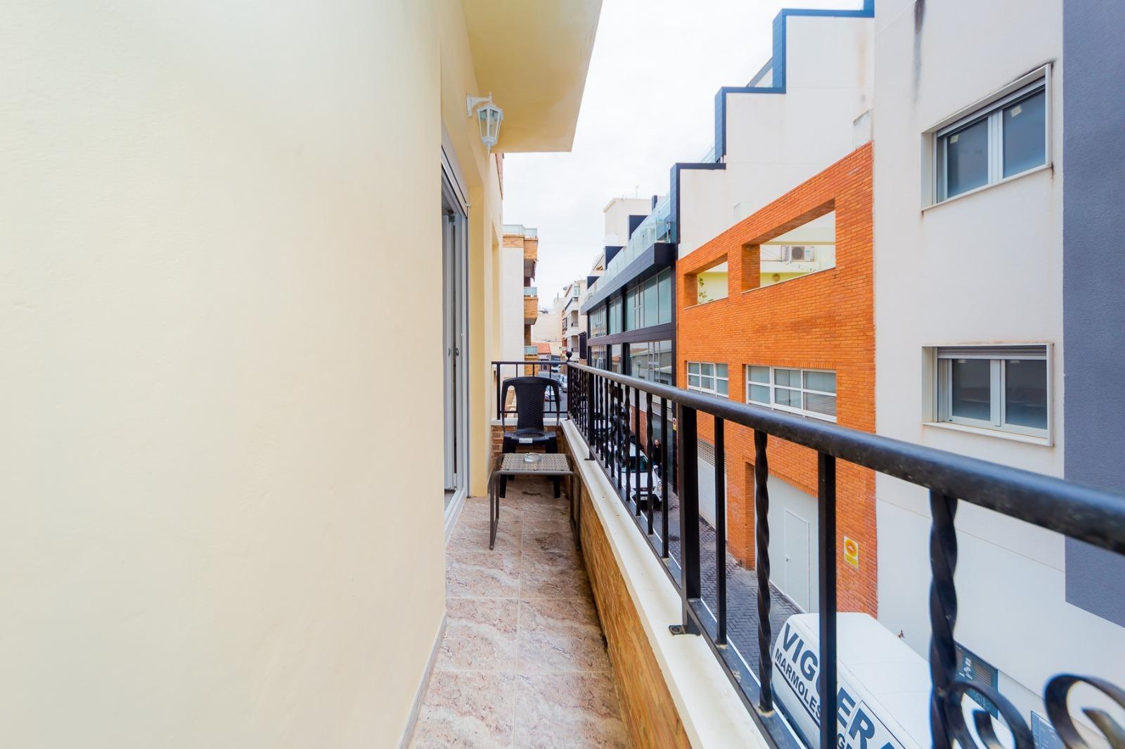 Apartamento en Torrevieja, Alicante, España 1 dormitorio, 66 m2 No. 182907