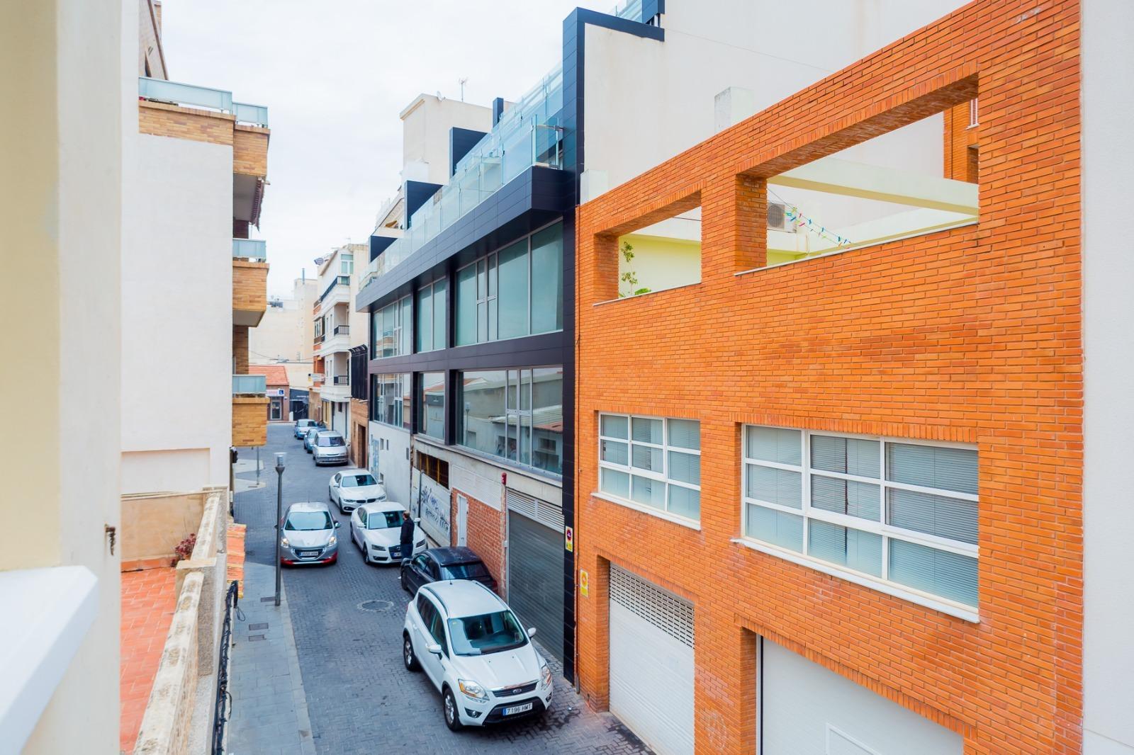 Apartamento en Torrevieja, Alicante, España 1 dormitorio, 66 m2 No. 182907