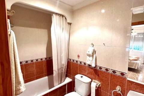 Appartamento in vendita a Torrevieja, Alicante, Spagna 3 camere da letto, 85 mq. N° 182906 - foto 12