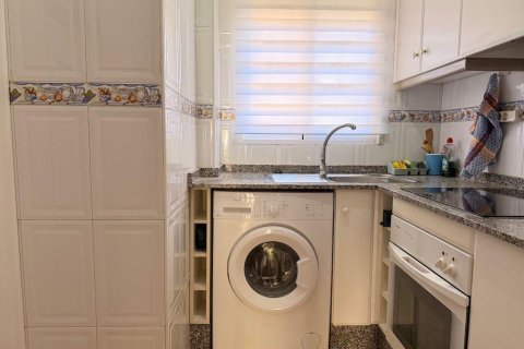 Bungalow en venta en Campoamor, Alicante, España 2 dormitorios, 49 m2 No. 182905 - foto 5
