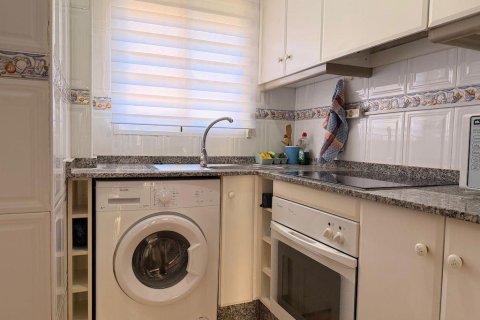 Bungalow en venta en Campoamor, Alicante, España 2 dormitorios, 49 m2 No. 182905 - foto 4