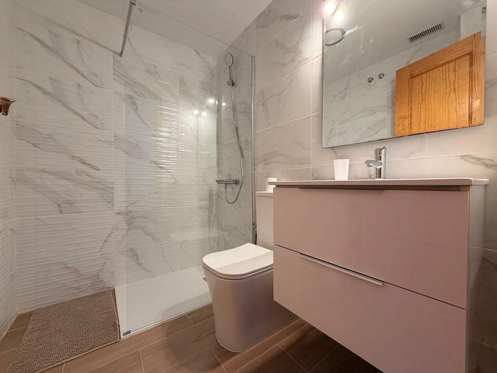 Bungalow in Campoamor, Alicante, Spain 2 bedrooms, 49 sq.m. No. 182905