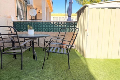 Bungalow en venta en Campoamor, Alicante, España 2 dormitorios, 49 m2 No. 182905 - foto 3