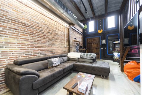 House for sale in Villajoyosa, Alicante, Spain 4 bedrooms, 176 sq.m. No. 192512 - photo 16
