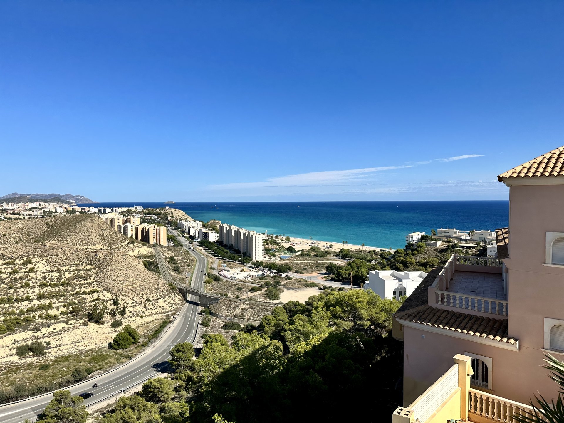 Villa à Villajoyosa, Alicante, Espagne 3 chambres, 224 m2 No. 192515