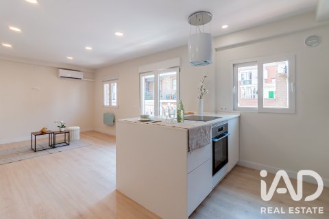 Apartment à vendre à Madrid, Espagne, 2 chambres, 69 m2 No. 187961 - photo 11