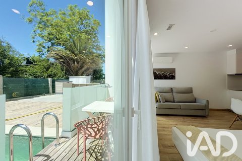 Propiedad comercial en venta en Sanxenxo, Pontevedra, España 334 m2 No. 187964 - foto 17