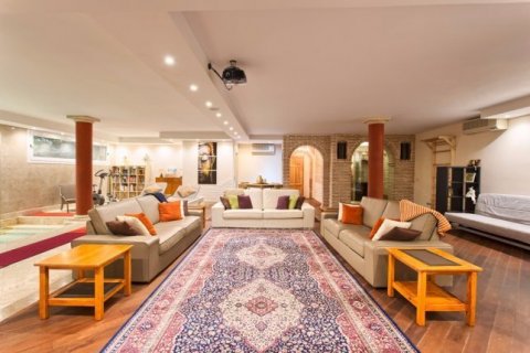 Māja pārdošanā Malaga, Spānijā 5 istabas, 10212 m2 Nr. 69570 - attēls 1