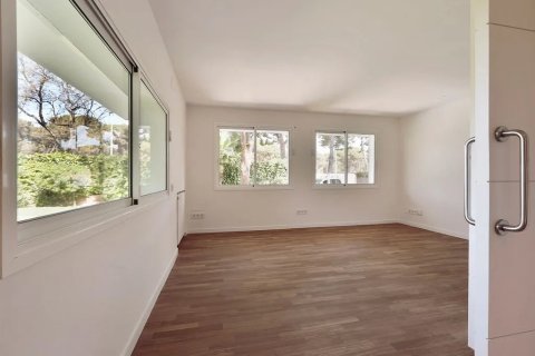 House for sale in Gava, Barcelona, Spain 6 bedrooms, No. 140848 - photo 19