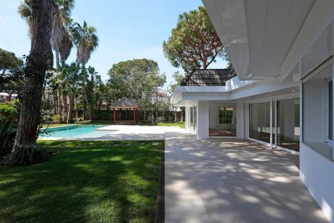 House for sale in Gava, Barcelona, Spain 6 bedrooms, No. 140848 - photo 8