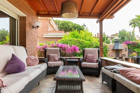 Продажа дома в Гава, Барселона, Испания 5 спален, 850м2 №140846 - фото 23